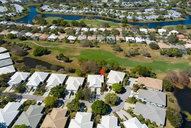 Monarch Country Club Residence photo 45