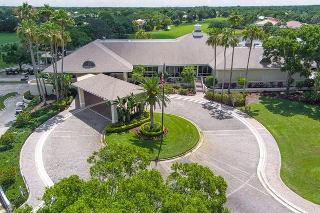 Monarch Country Club Residence photo 50