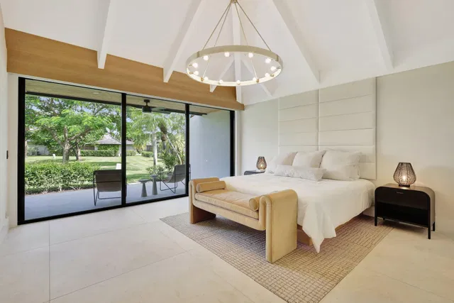Pebblewood Residence photo 20