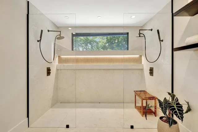 Pebblewood Residence photo 27
