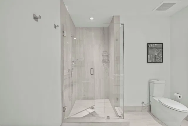 Tower 155 Unit 823 photo 15