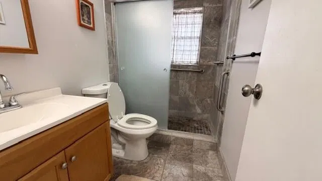 Unit 104 photo 7