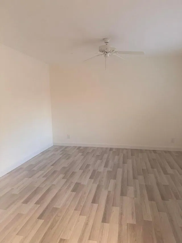Residence photo 17