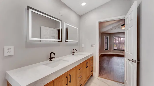 Residence photo 18