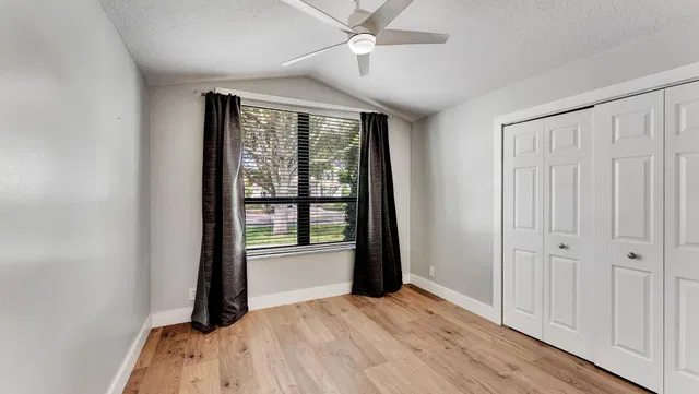 Residence photo 23