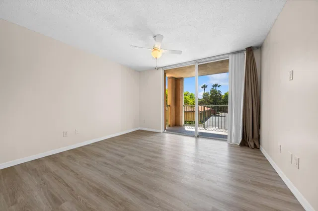 Unit 205 photo 2