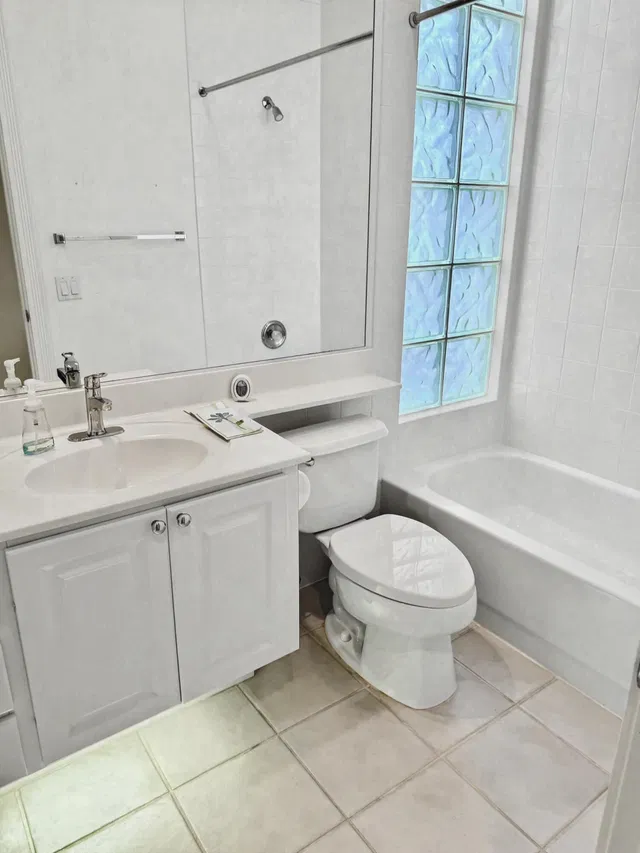 Residence photo 14