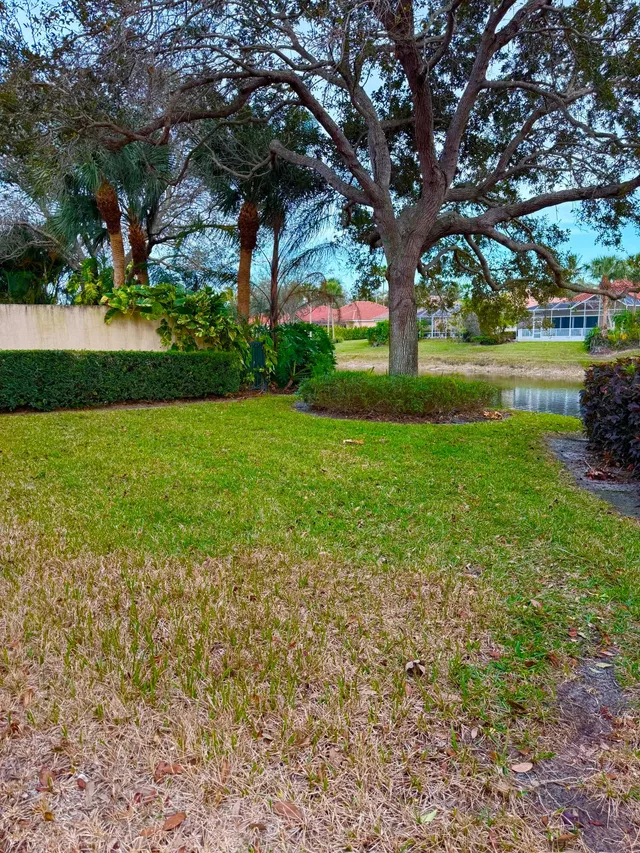 Residence photo 16