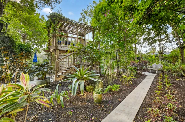 Paddock Park Residence photo 85