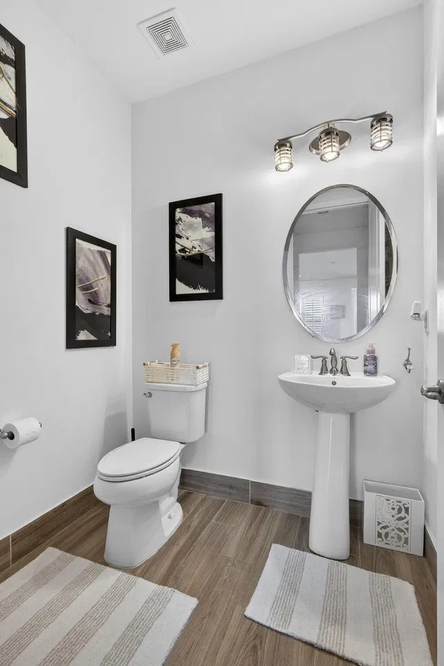  Residence photo 30