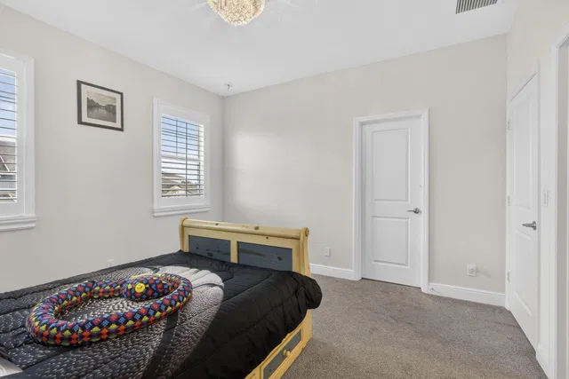  Residence photo 54