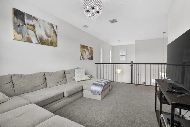  Residence photo 61