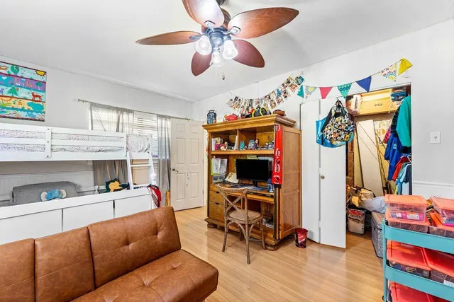  Residence photo 25