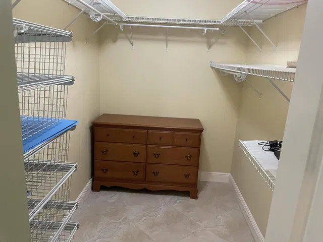 Unit 315 photo 26