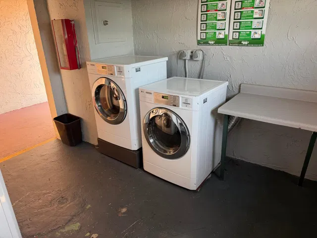 Unit 315 photo 41