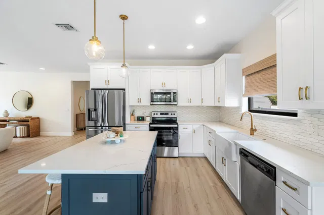 SoSo West Palm Beach Residence photo 9