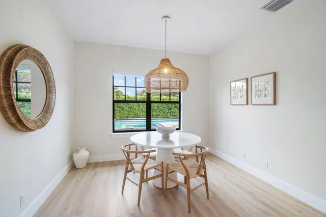 SoSo West Palm Beach Residence photo 13