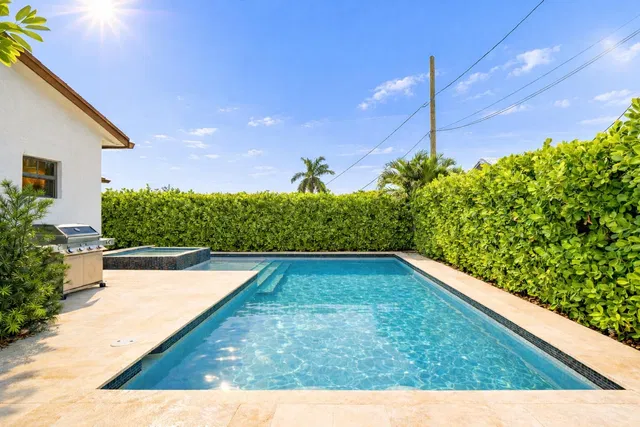 SoSo West Palm Beach Residence photo 28