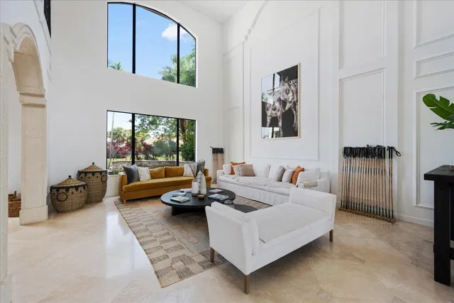  Residence photo 4