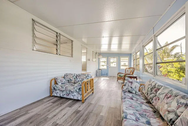 Residence photo 11