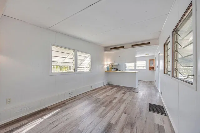 Residence photo 18
