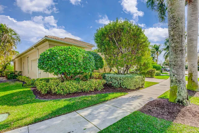 Mirasol Country Club Residence photo 2