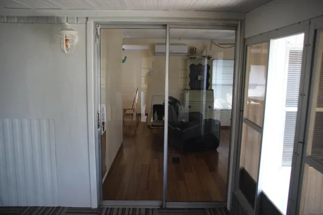 Residence photo 36