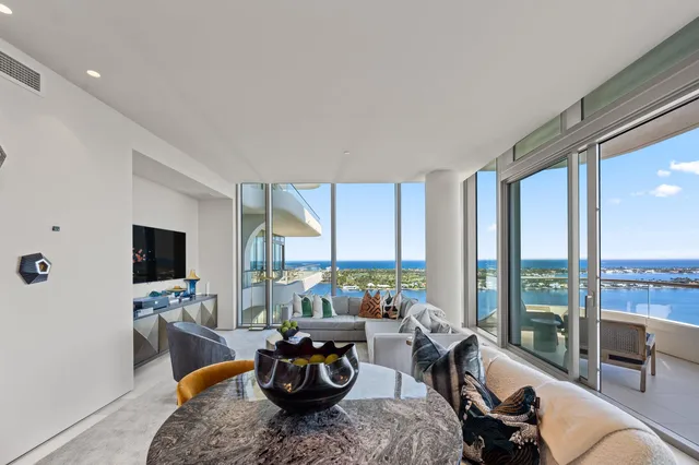 La Clara Palm Beach Unit 2302 photo 3