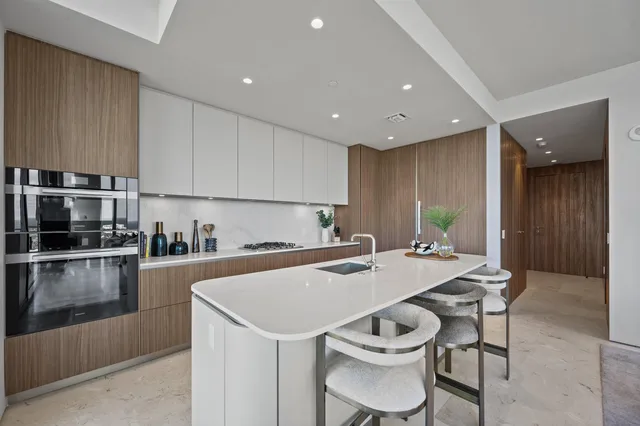 La Clara Palm Beach Unit 2302 photo 9