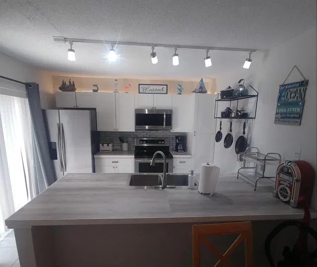 Residence photo 5