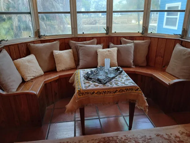 Residence photo 9