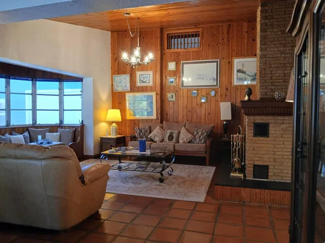 Residence photo 12