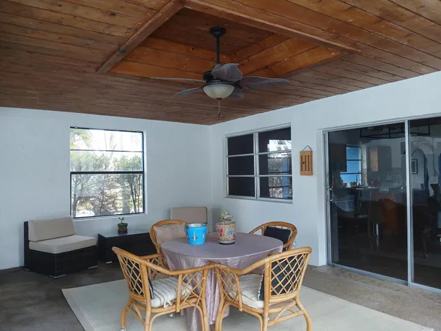 Residence photo 25