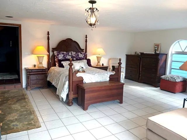 Residence photo 32