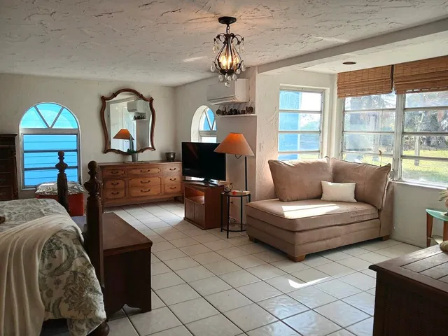 Residence photo 35