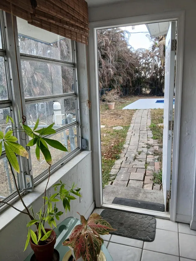 Residence photo 45