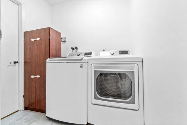 Residence photo 28