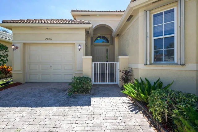 Residence photo 6