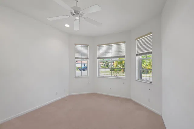 Residence photo 10