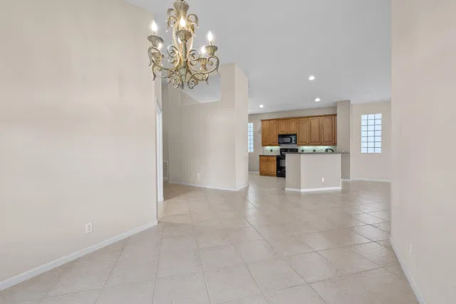 Residence photo 22