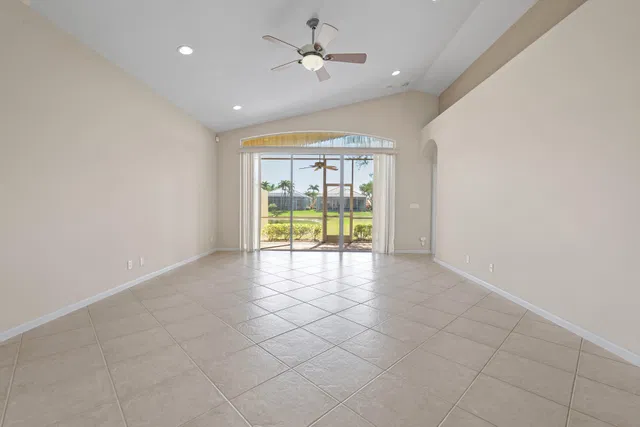 Residence photo 26