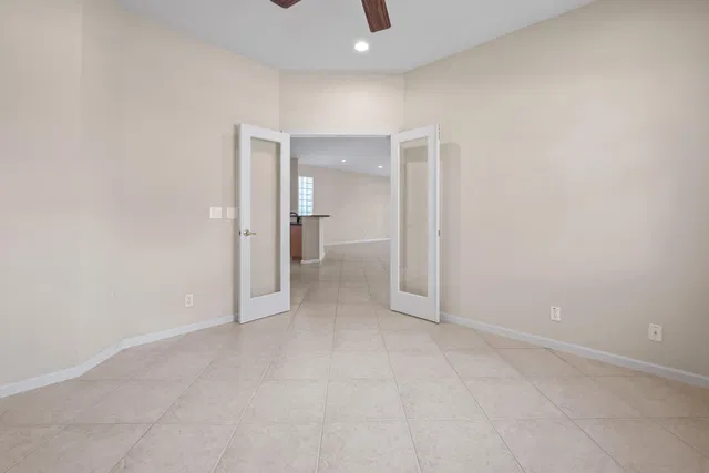 Residence photo 31