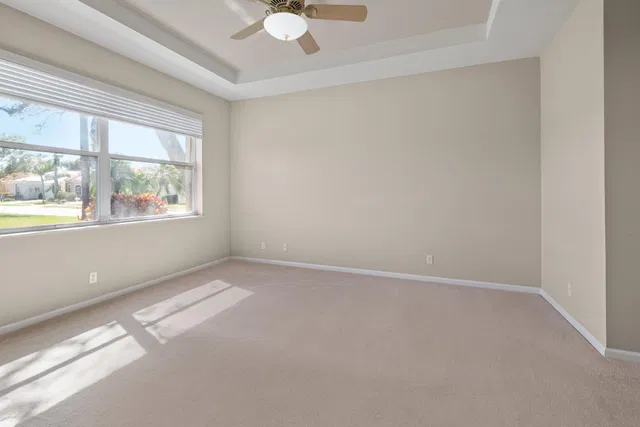 Residence photo 34