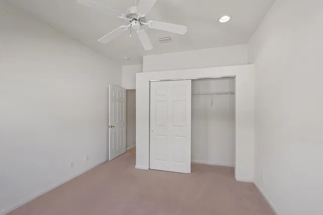 Residence photo 42