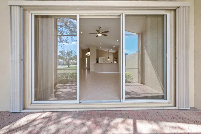 Residence photo 47