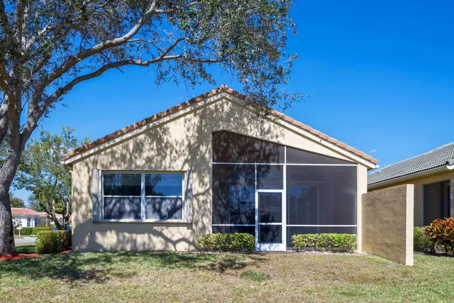 Residence photo 49
