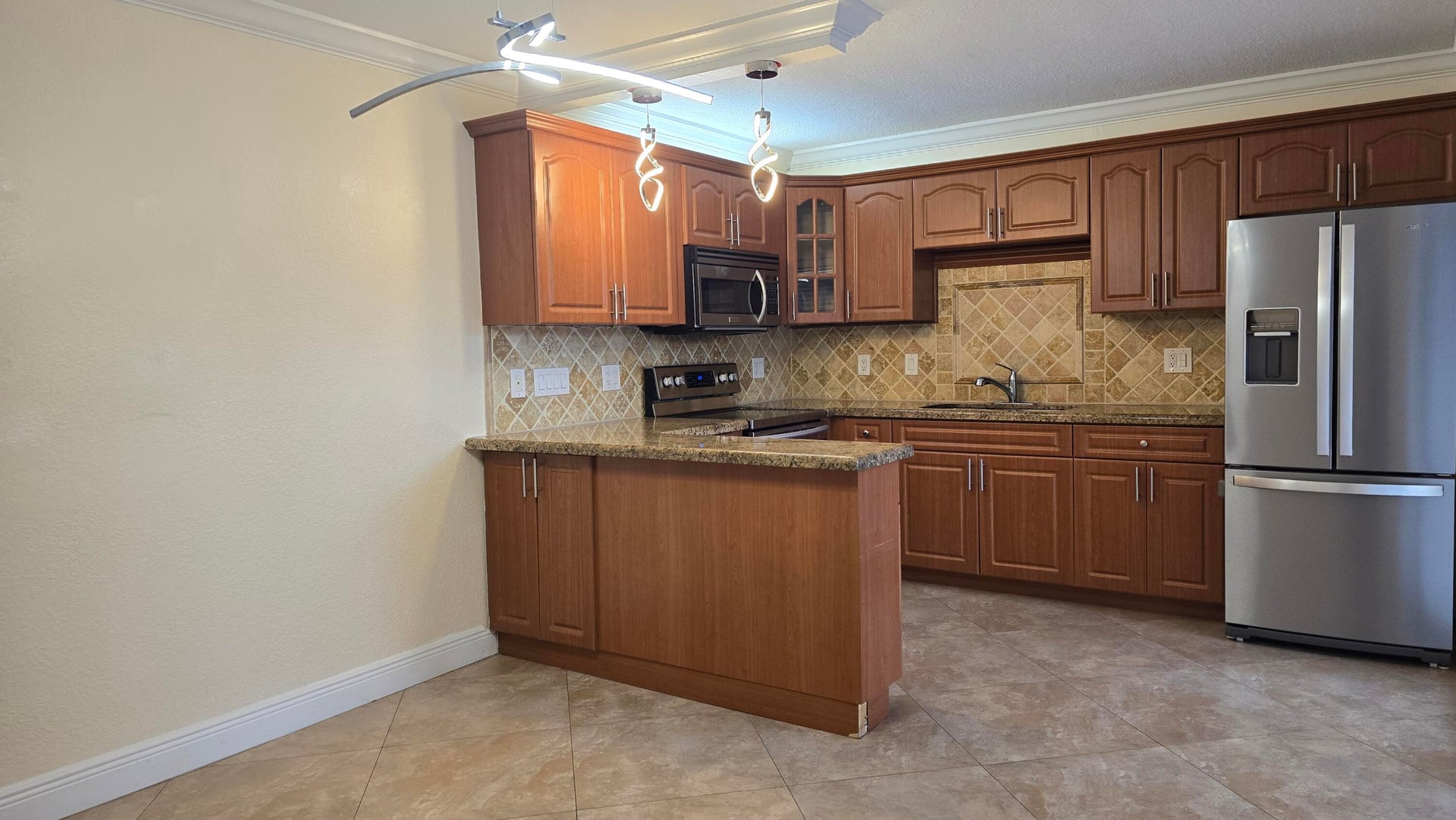 Residence photo 5