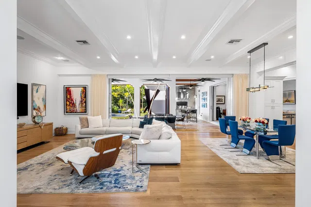 Palm Trail Delray Beach Residence photo 13