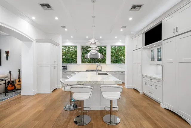 Palm Trail Delray Beach Residence photo 17