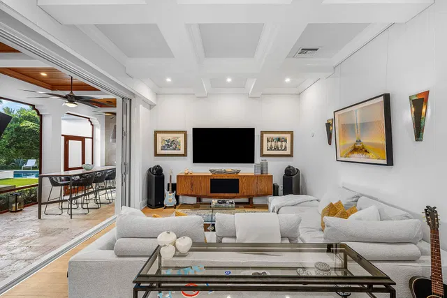 Palm Trail Delray Beach Residence photo 24